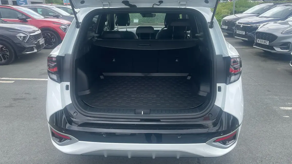 Used Kia Sportage GT-Line 159 HP (116 kW) 2025 White SUV