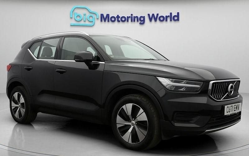 Used 2021 Volvo XC40 Inscription SUV | £18,200 (Good price) - Image 1/4