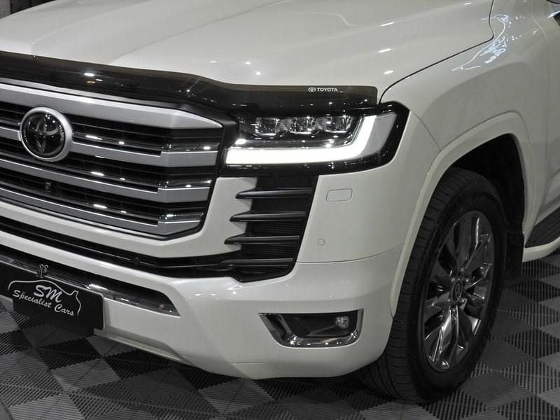 Used Toyota Land Cruiser 2024 White Estate