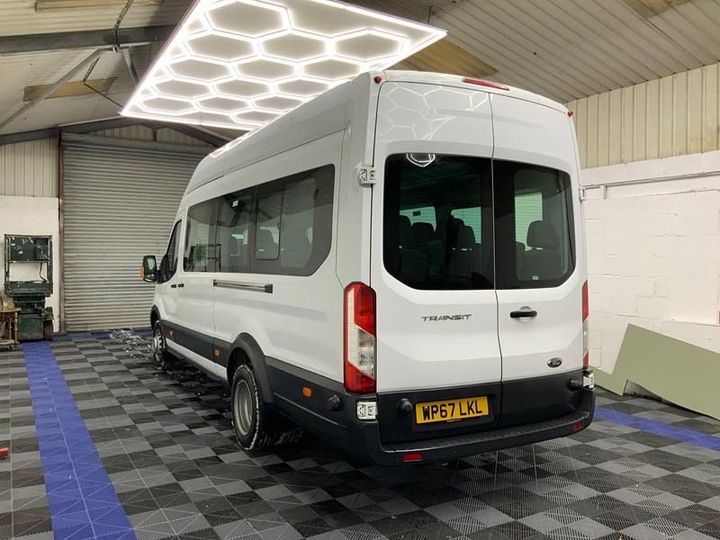Usado Ford Transit Trend 125 HP (91 kW) 2017 Branco