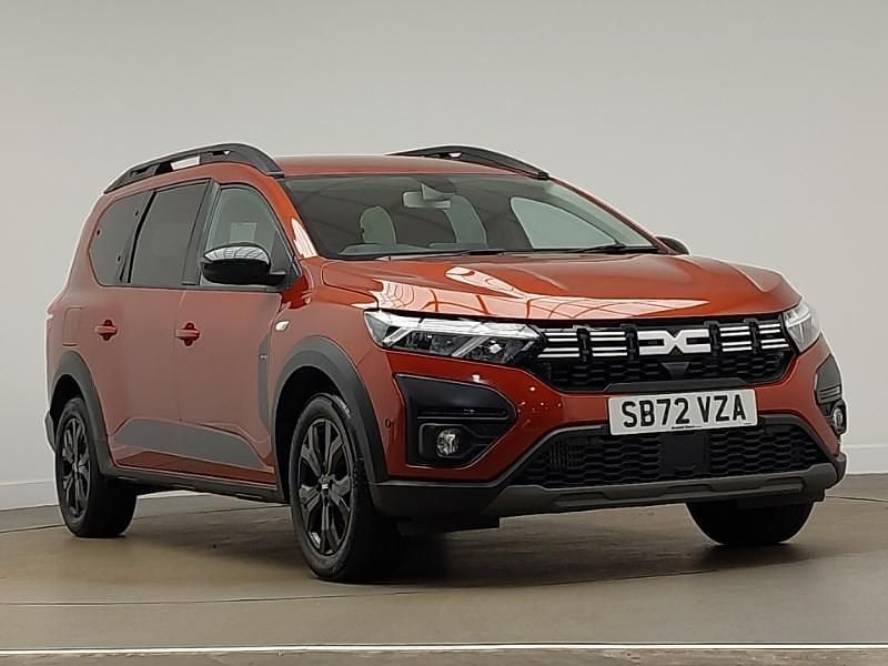 Brown Used 2023 Dacia Jogger Extreme MPV | £14,998 (Fair price) - Image 1/4