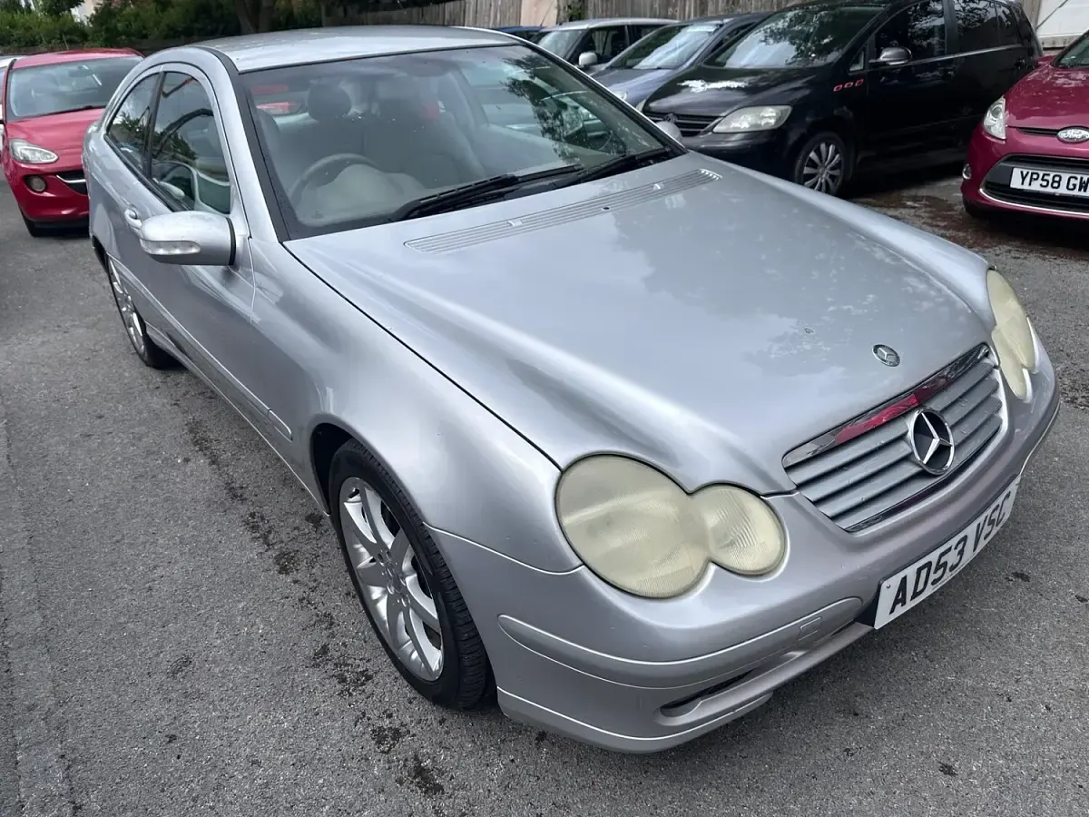 Used Mercedes C200 SE 2004 Silver Coupe