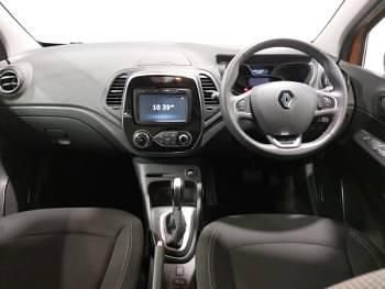Used Renault Captur Iconic 90 HP (66 kW) 2018 Orange SUV