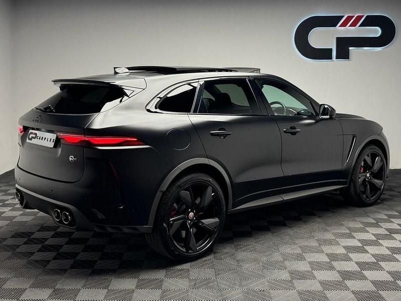 Used Jaguar F-Pace SVR 550 HP (404 kW) 2022 Black SUV