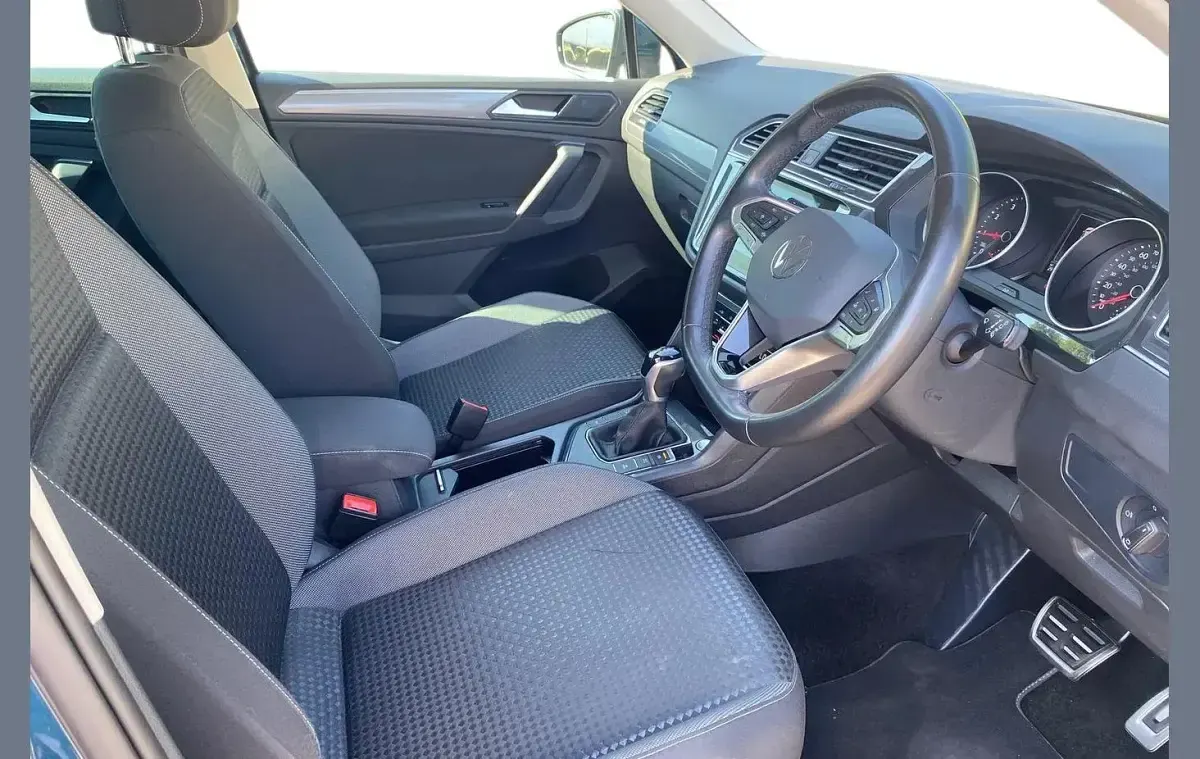 Used VW Tiguan Active 150 HP (110 kW) 2021 Blue SUV