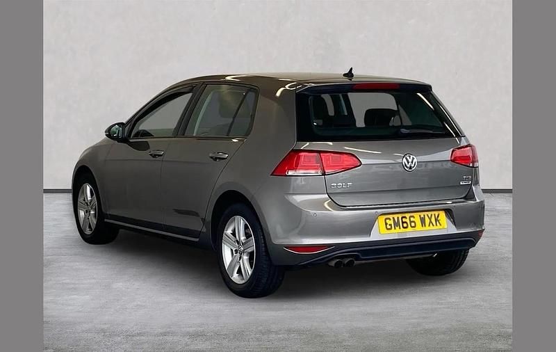 Used VW Golf VII Edition 123 HP (90 kW) 2017 Grey Hatchback