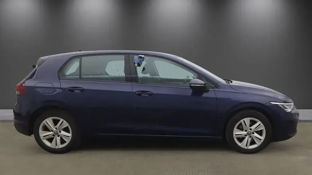 Used VW Golf VIII S 150 HP (110 kW) 2021 Blue Hatchback