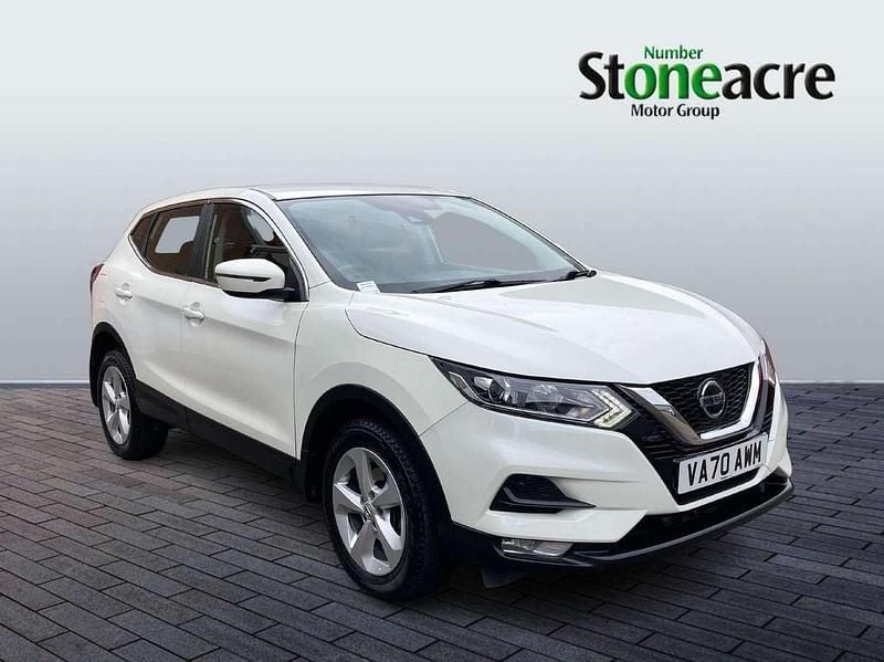 White Used 2021 Nissan Qashqai Acenta Premium SUV | £13,850 (Super price) - Image 1/4