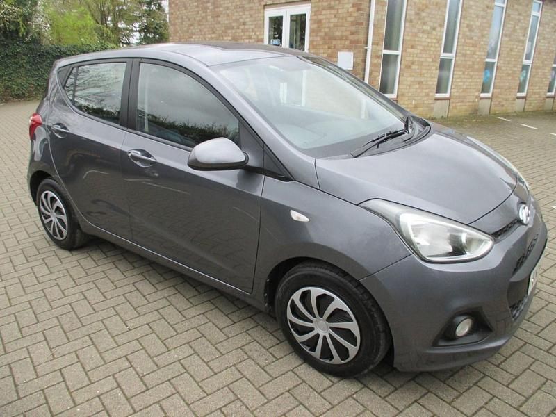 Used Hyundai i10 SE 87 HP (63 kW) 2014 Grey Hatchback