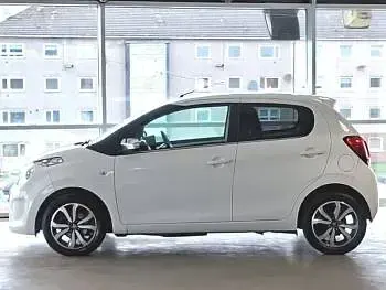 Begagnad Citroën C1 Shine 72 HK (52 kW) 2021 Vit Halvkombi