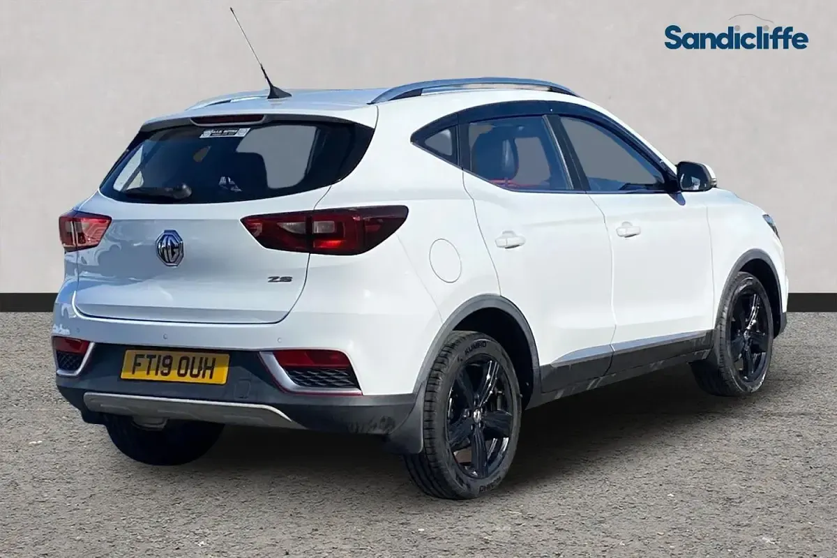 Gebraucht MG ZS Excite 143 PS (105 kW) 2018 Weiß SUV