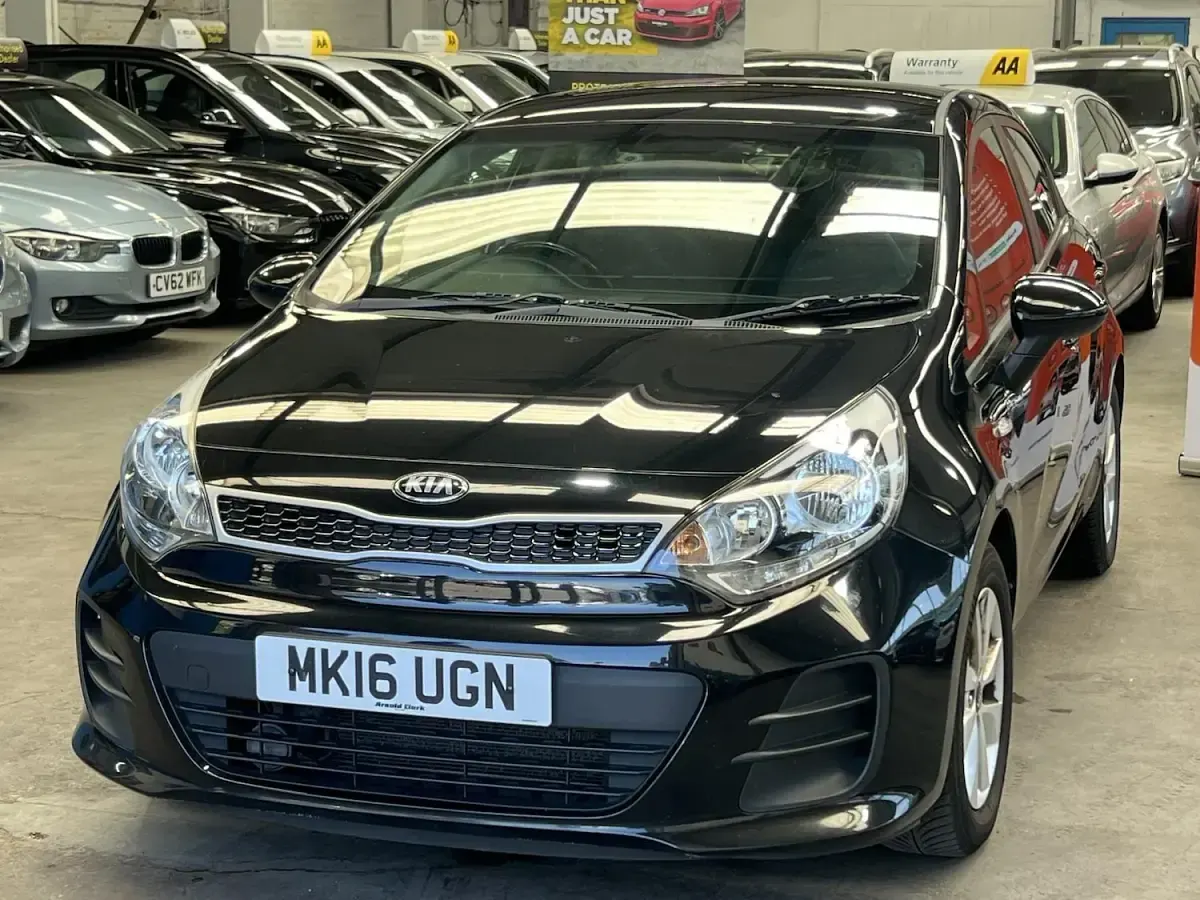 Used Kia Rio 2016 Black Hatchback