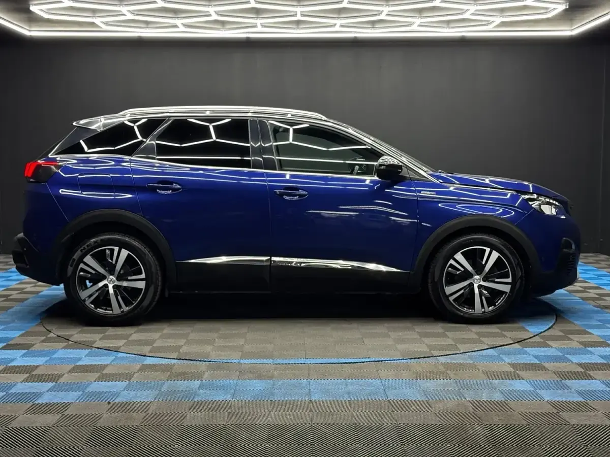 Used Peugeot 3008 GT-line 130 HP (95 kW) 2018 Blue SUV