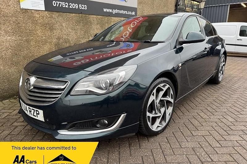 Used Vauxhall Insignia SRi 140 HP (102 kW) 2014 Green Hatchback