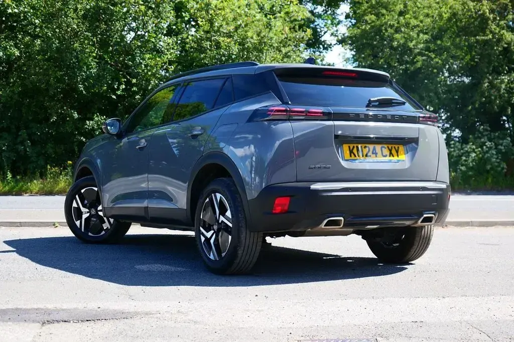 Used Peugeot 2008 Allure 130 HP (95 kW) 2024 Grey SUV