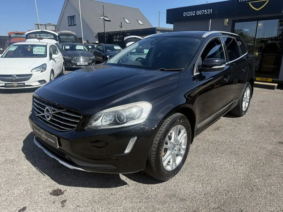 Used Volvo XC60 SE Lux 215 HP (158 kW) 2014 Black SUV
