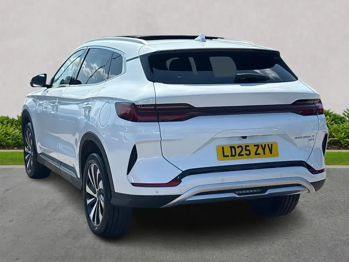 Used BYD Seal U Comfort 324 HP (238 kW) 2025 White SUV