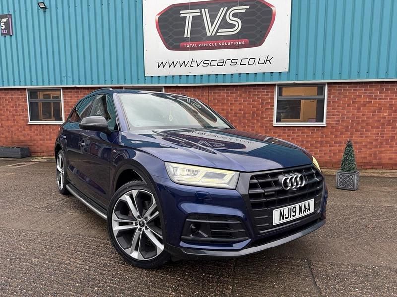 Used Audi Q5 Advanced 190 HP (139 kW) 2019 Blue SUV