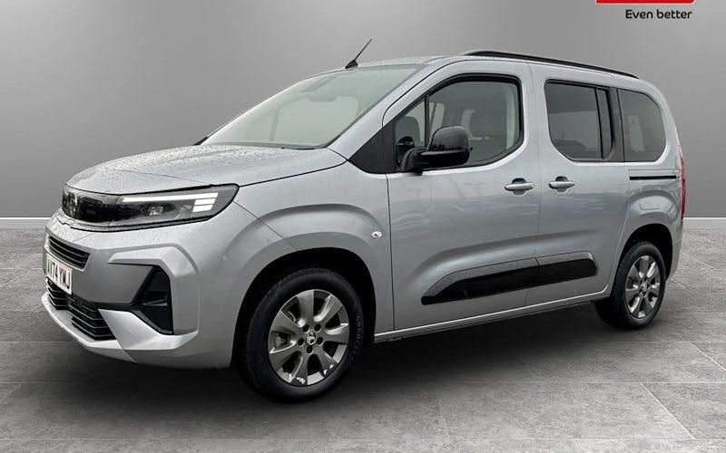 Used Vauxhall Combo Ultimate 100 kW (136 HP) 2025 MPV