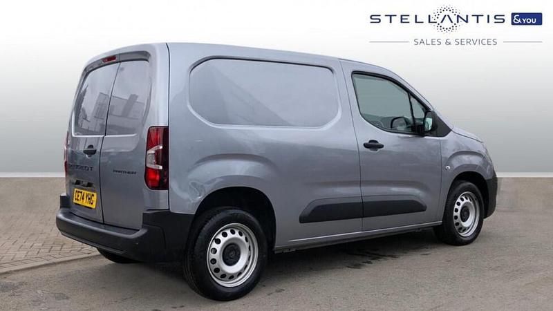 Used Peugeot Partner S 101 HP (74 kW) 2024 Grey MPV