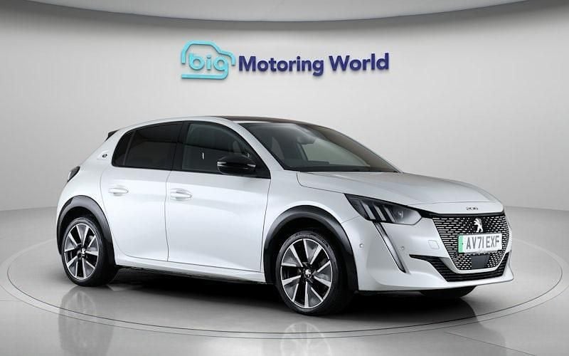 Used 2022 Peugeot e-208 Premium Hatchback | £11,500 (Fair price) - Image 1/4