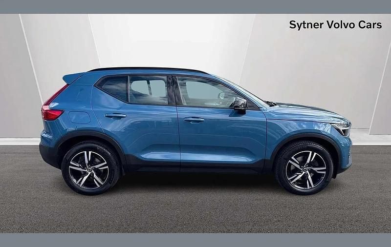 Used Volvo XC40 Plus 161 HP (118 kW) 2023 Blue SUV