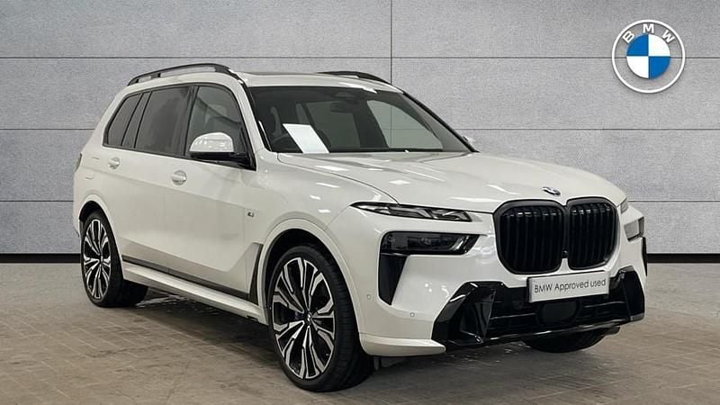 White Used 2023 BMW X7 M Sport SUV | £64,995 (Good price) - Image 1/4