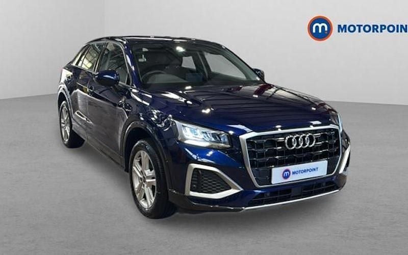 Usado Audi Q2 S-Line 150 HP (110 kW) 2024 SUV