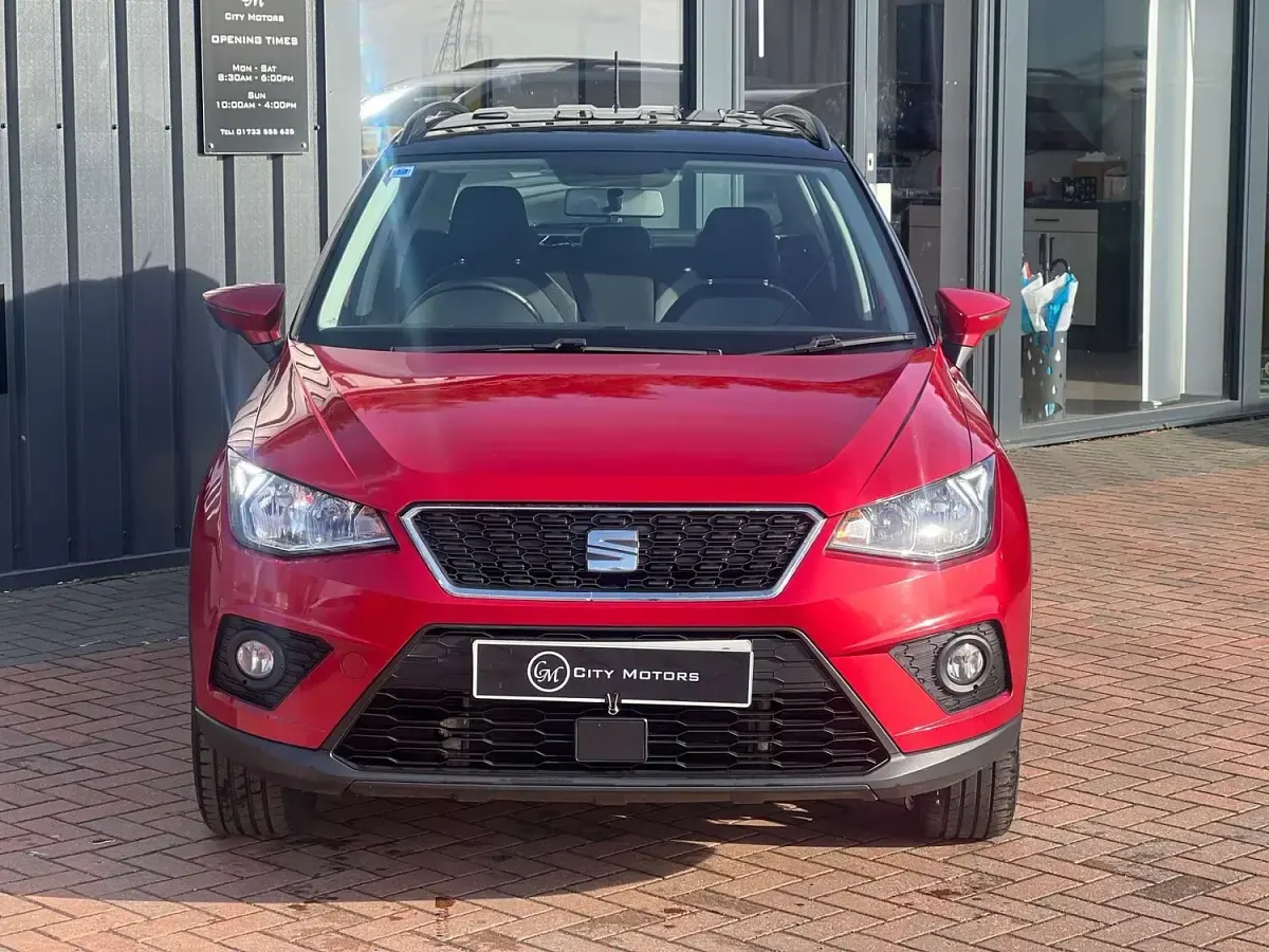 Used Seat Arona SE Technology 95 HP (69 kW) 2018 Red SUV