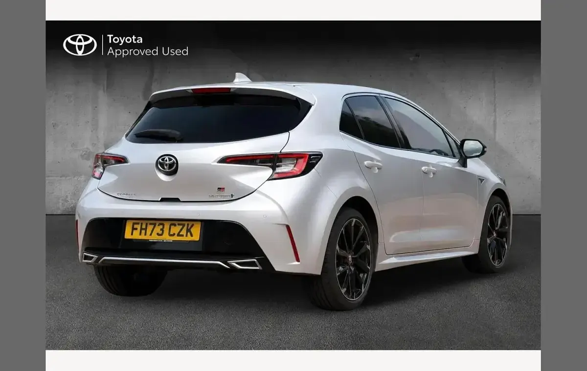 Used Toyota Corolla Sport 140 HP (102 kW) 2023 Silver Hatchback