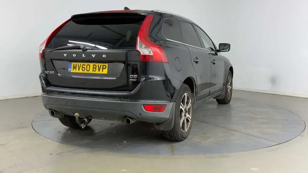 Used Volvo XC60 SE Lux 2010 Black SUV