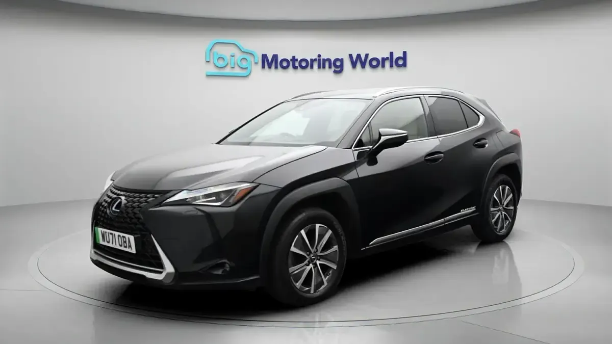 Used Lexus UX 300e 147 kW (201 HP) 2021 Black SUV