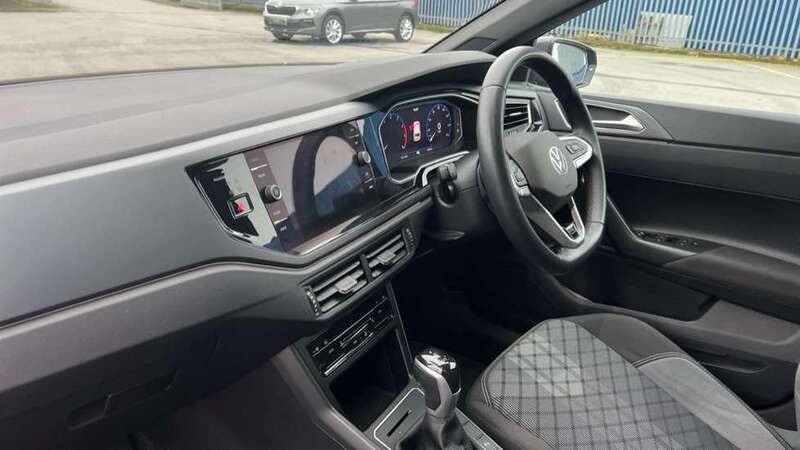 Used VW Polo R-line 110 HP (80 kW) 2023 Grey  Hatchback