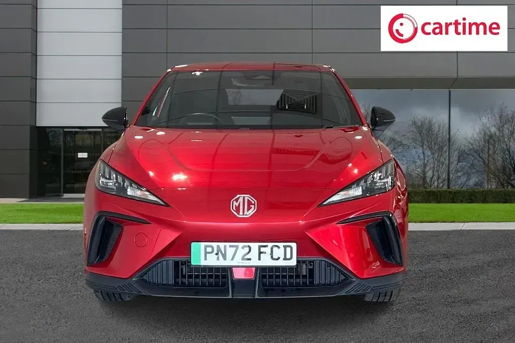 Used MG MG4 EV SE 50 kW (69 HP) 2022 Red Hatchback