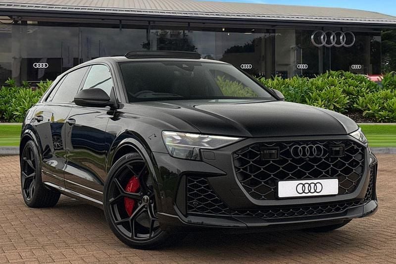 New Audi RS Q8 Performance 2025 Black SUV