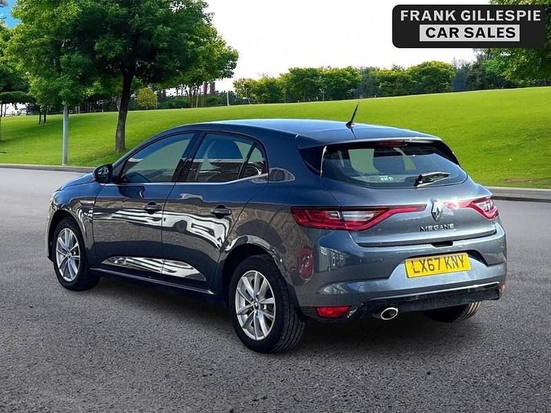 Used Renault Mégane IV Dynamique 2017 Grey Hatchback