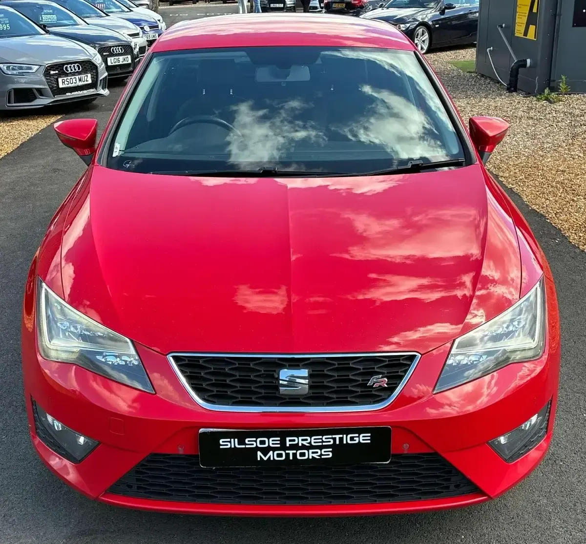 Used Seat Leon FR 184 HP (135 kW) 2014 Red Hatchback