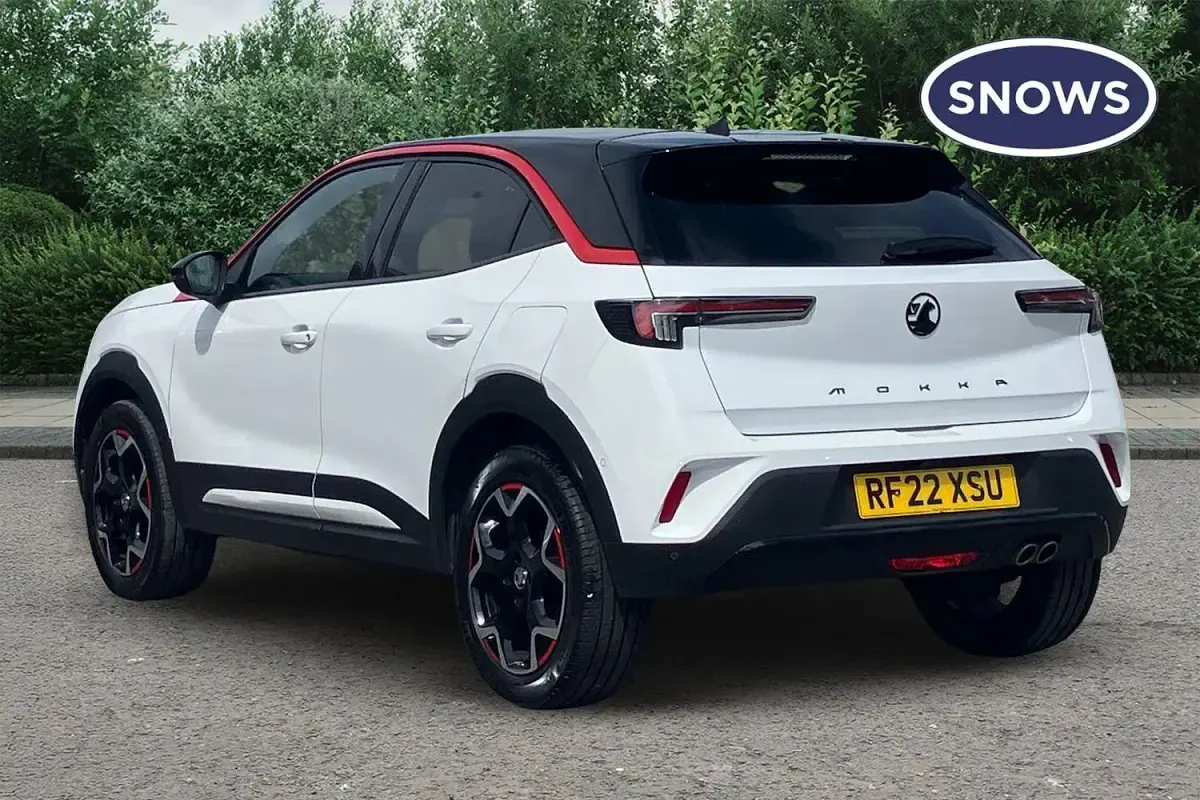 Used Vauxhall Mokka SRi 130 HP (95 kW) 2022 Jade white SUV