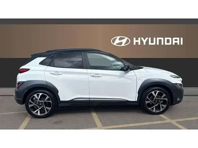 Used Hyundai Kona Ultimate 117 HP (86 kW) 2021 White SUV