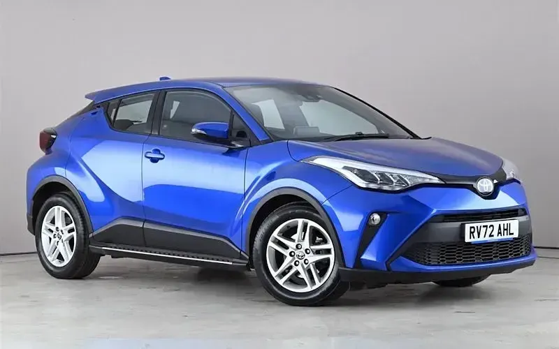 Second-hand Toyota C-HR 122 CP (89 kW) 2022 SUV