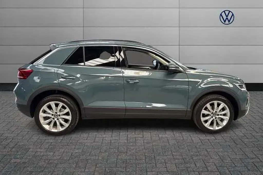 Used VW T-Roc 150 HP (110 kW) 2026 SUV