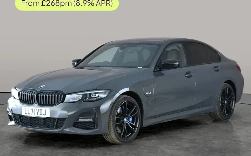 Usado BMW 330e M Sport 292 HP (214 kW) 2022 Sedan