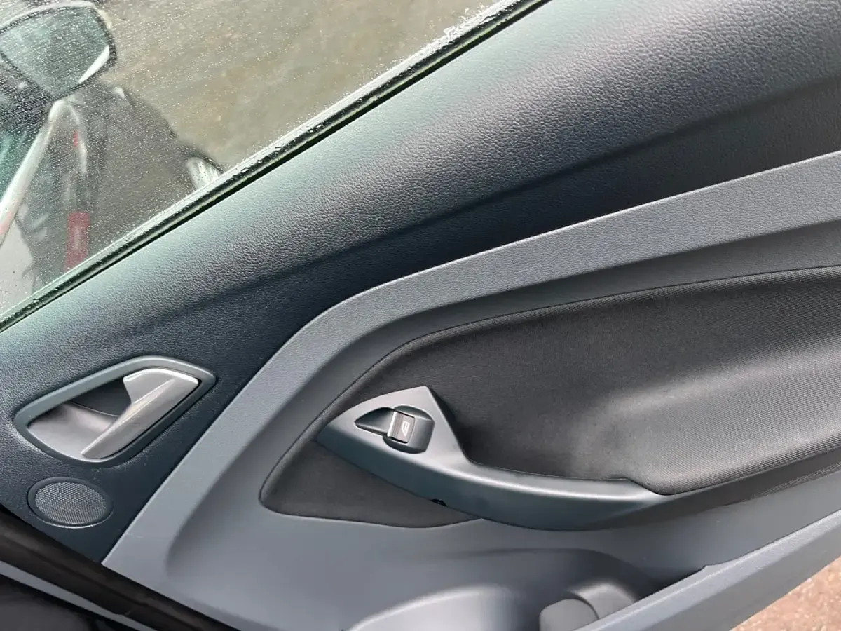 Używany Ford C-MAX Titanium 2014 Czarny Minivan