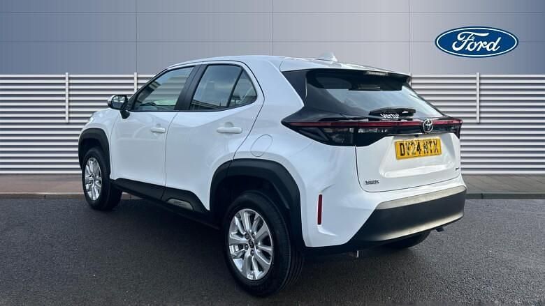 Used Toyota Yaris Hybrid 116 HP (85 kW) 2024 Estate