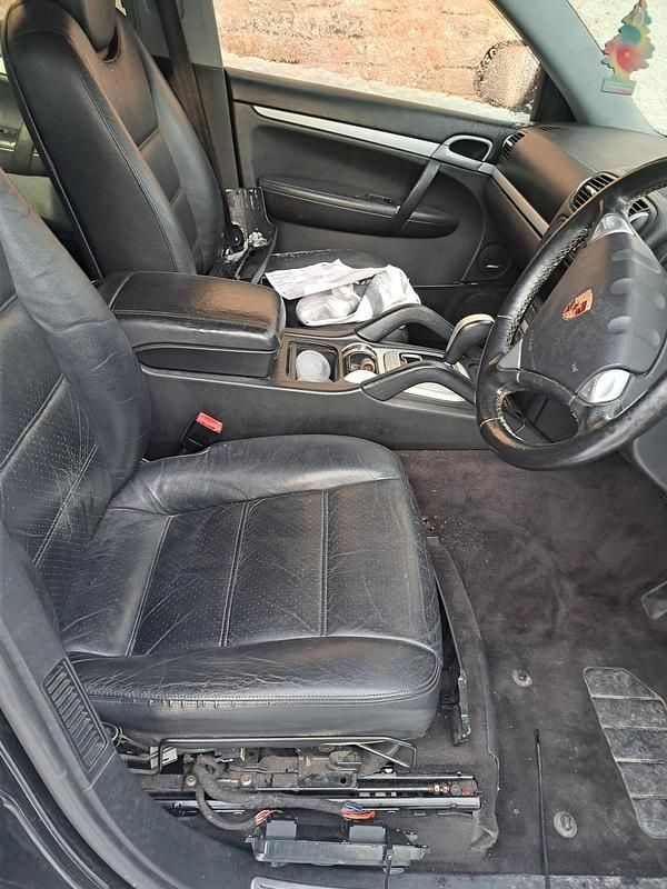 Used Porsche Cayenne S 2005 Black SUV