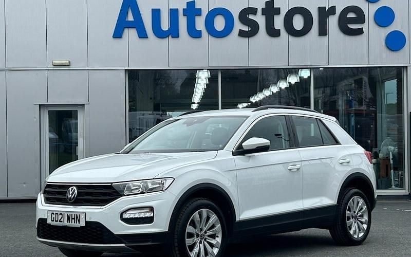 Usado VW T-Roc SE 110 HP (80 kW) 2021 SUV