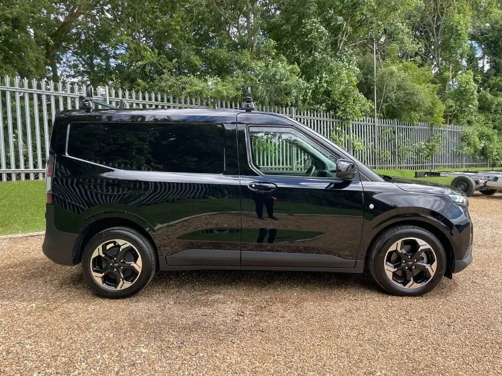 New Ford Transit Limited 100 kW (136 HP) 2026 Black Van