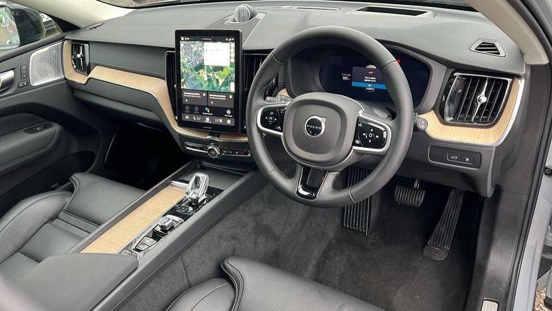 Used Volvo XC60 Ultra 455 HP (334 kW) 2025 Vapour grey SUV