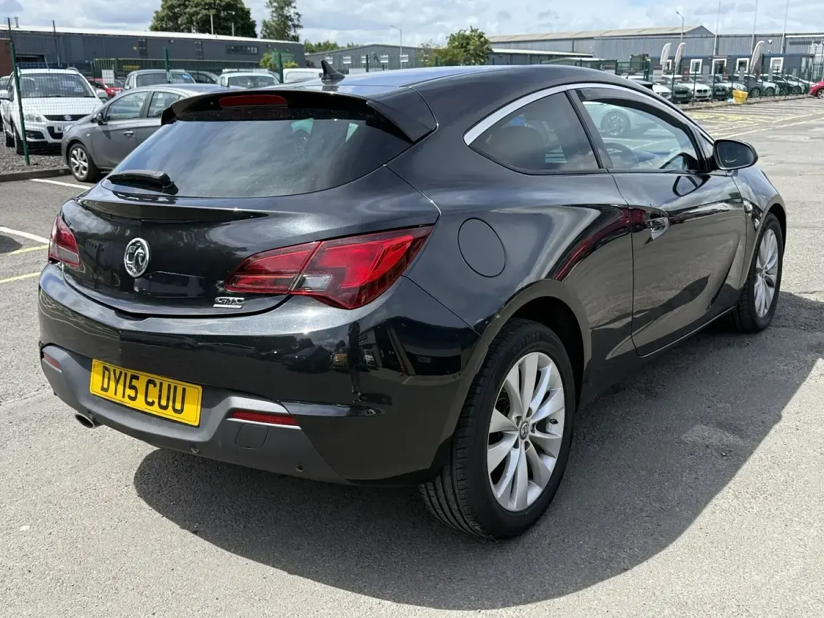 Used Vauxhall Astra GTC SRi 2015 Black Coupe
