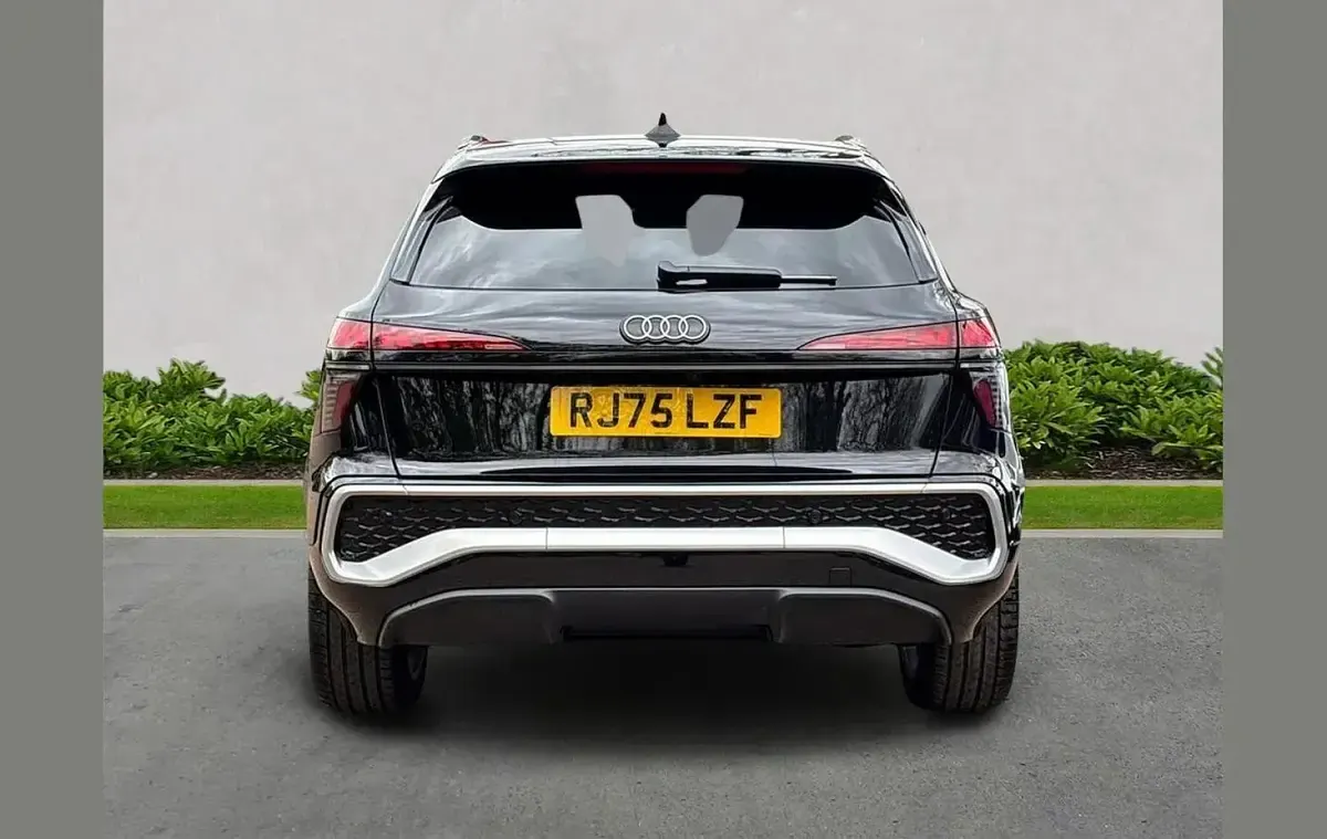 New Audi Q3 S-Line 147 HP (108 kW) 2025 Other SUV